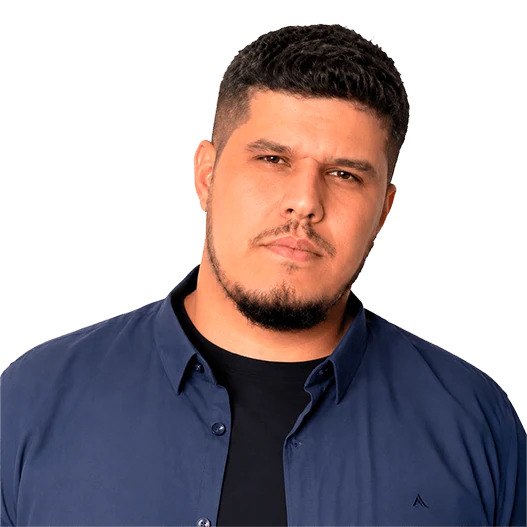 Luis F.